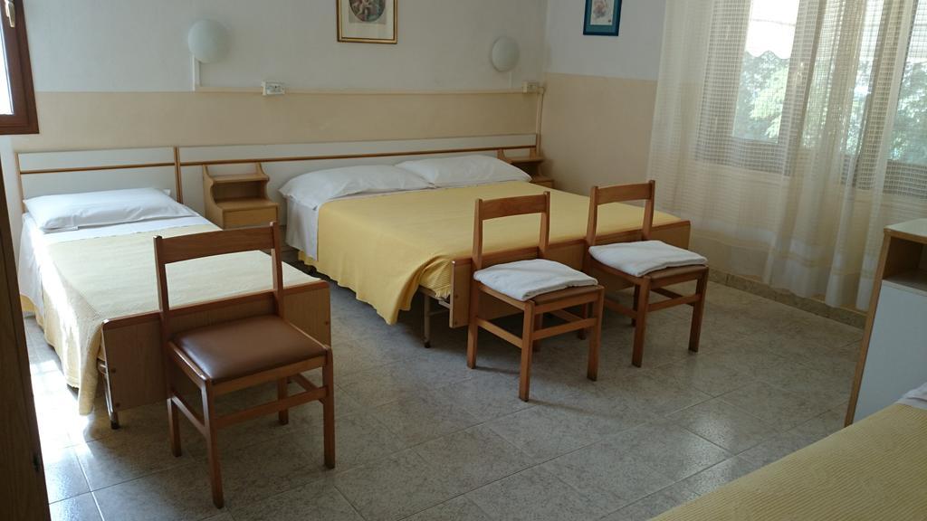 Hotel Sul Ponte Florença Quarto foto