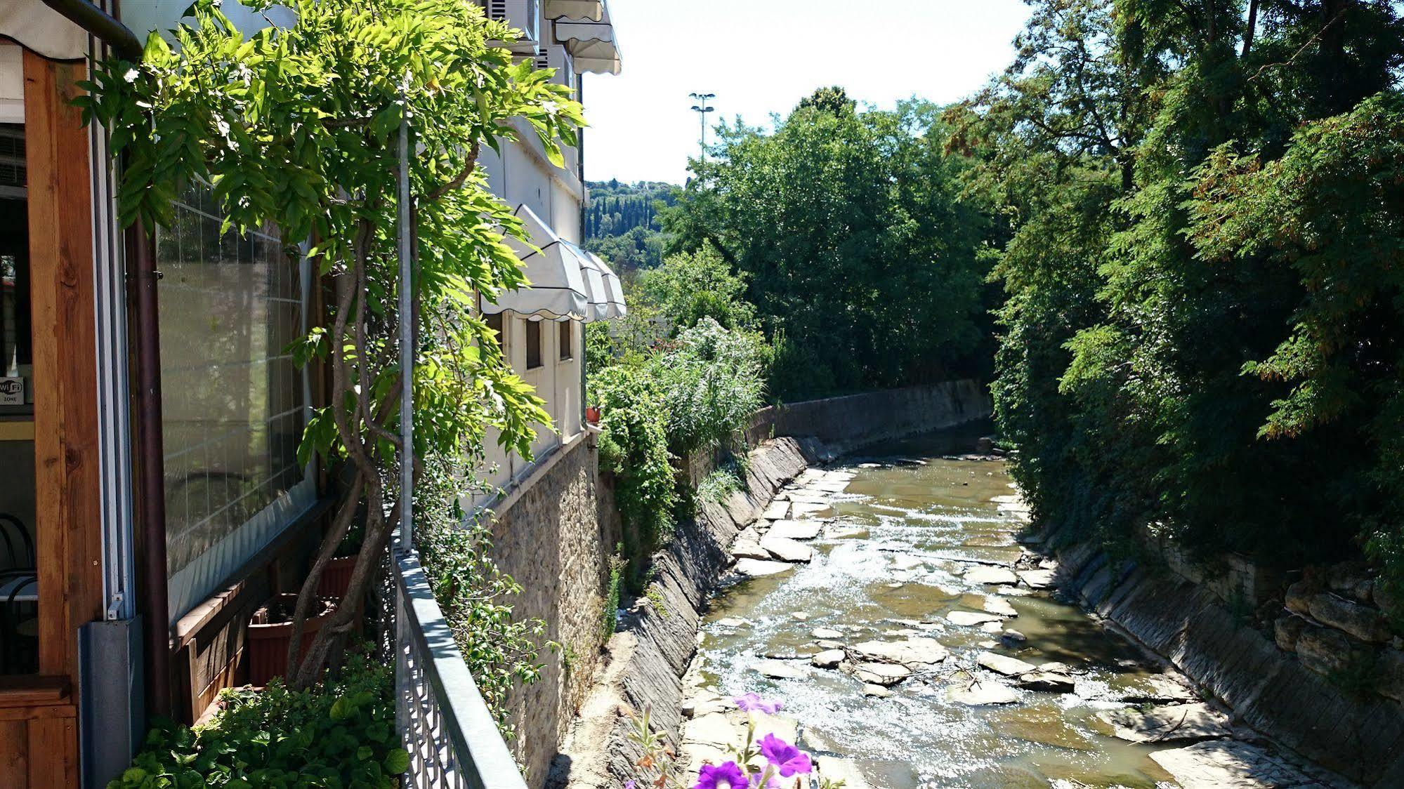 Hotel Sul Ponte Florença Exterior foto