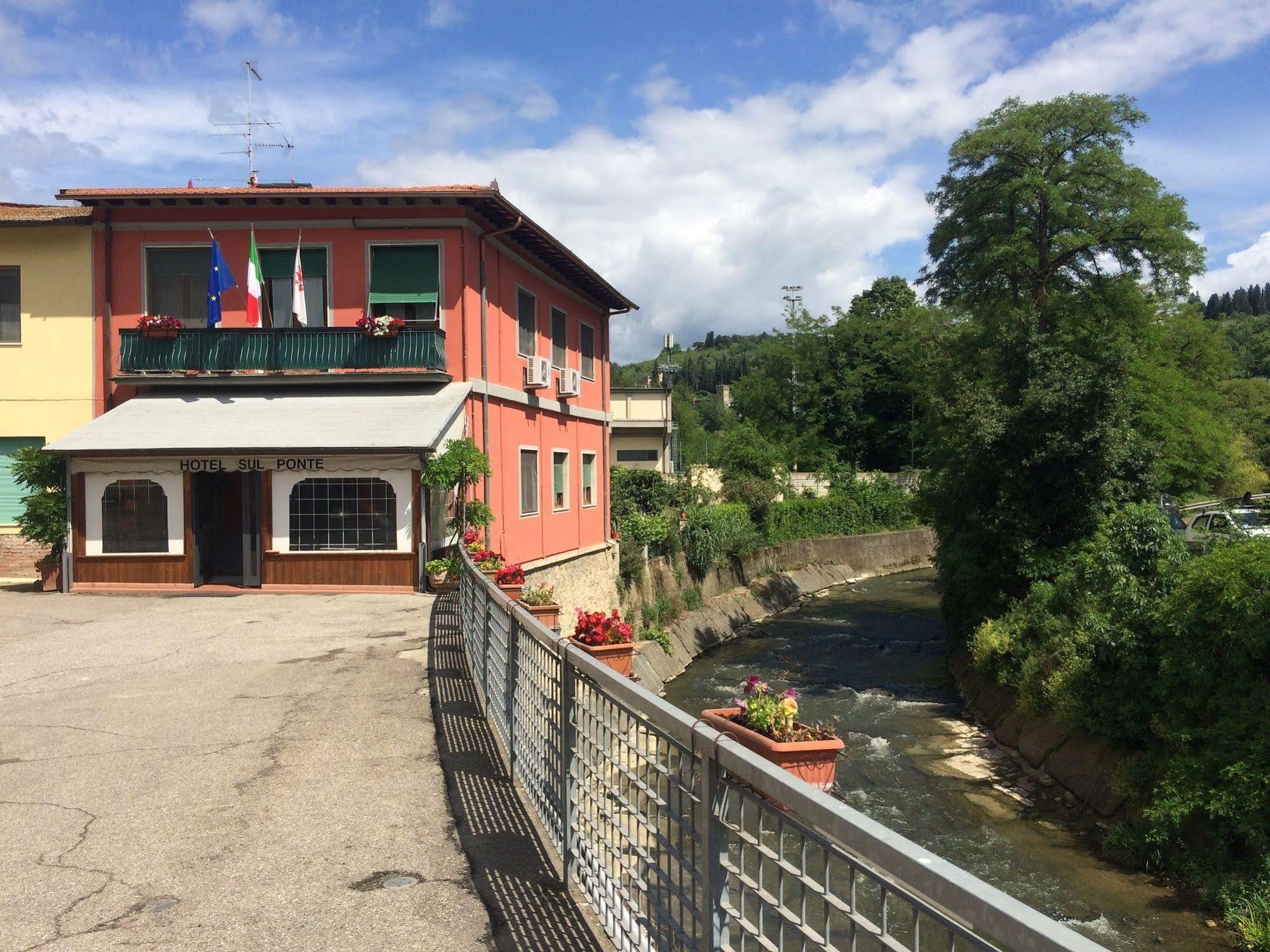 Hotel Sul Ponte Florença Exterior foto